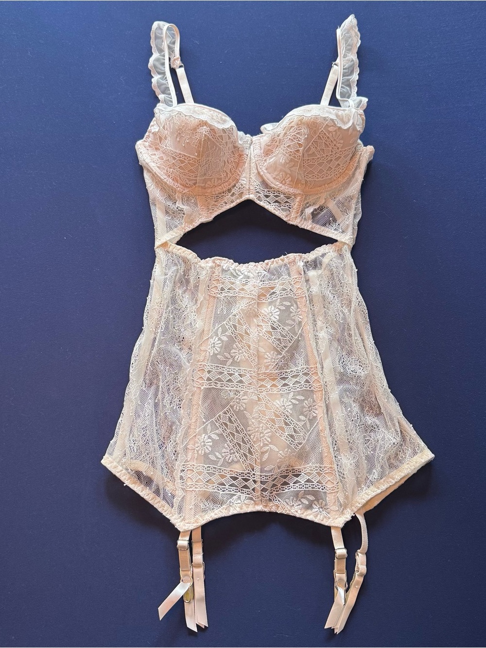 2015 Rare Victoria’s Secret Couture Collection Bridal corset bustier, size 34B